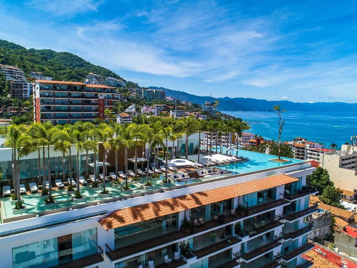 Pier 57- 309 Beautiful 2 Bedroom Condo In Romantic Zone Puerto Vallarta Mexico