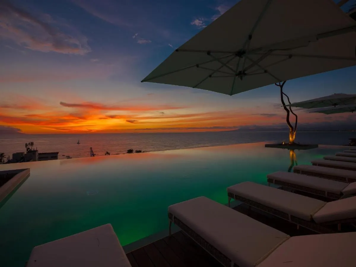 Pier 57- 309 Beautiful 2 Bedroom Condo In Romantic Zone 푸에르토 발라타 0*,  멕시코